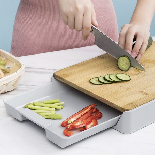 Bamboo Cutting Board with Slide Out Drawer Tray Board Heavy-Duty Chopping Board Wear Resistance Cutting Board with Non-Slip Feet Eco-Friendly Bamboo Cutting Board for Kitchen