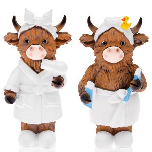 Austok 2 Pcs Highland Cow Bathroom Figurine Bathroom Highland Cow Decor Gnome Bath Decor Resin Statue Calf Lover Present for Home Office Tiered Tray Table Decoration